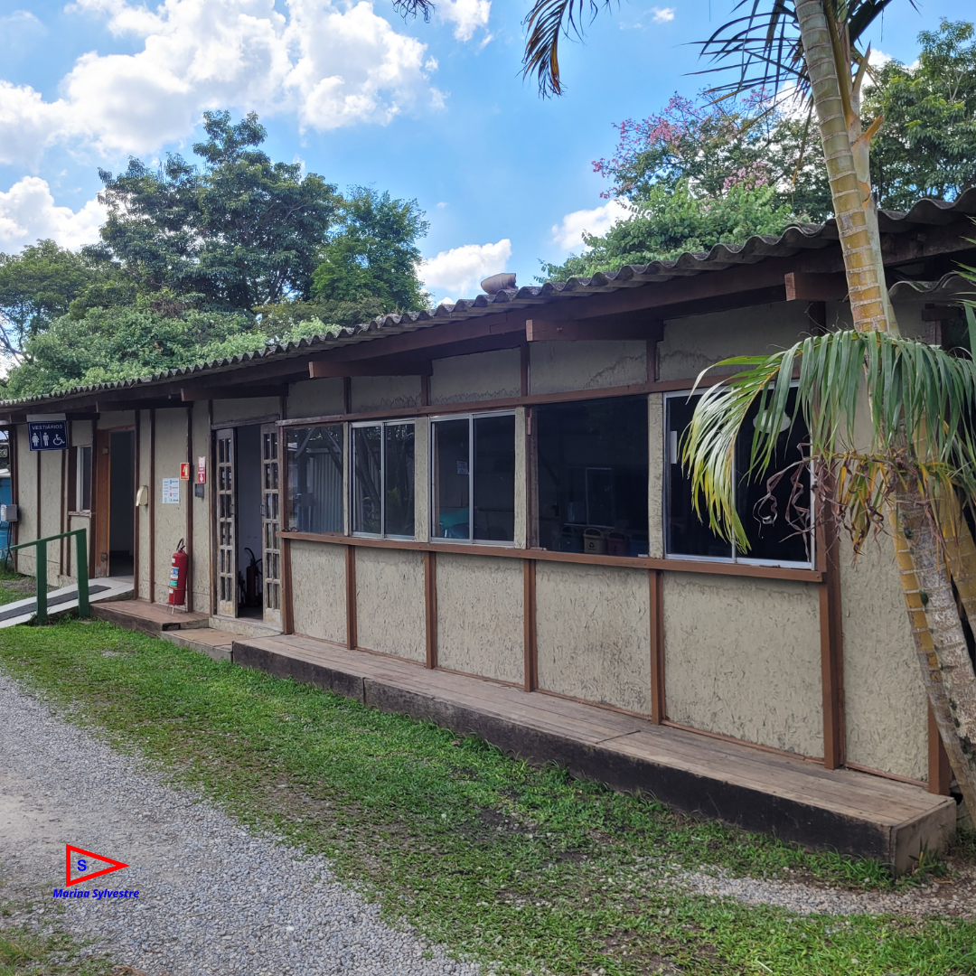 Marina Sylvestre — garagem náutica